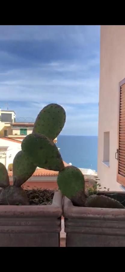 Le Suite Guarinelli B&B Gaeta Exterior photo
